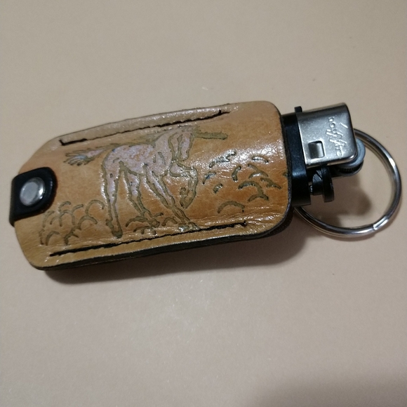 Genuine Leather Key Ring Disposable Lighter Holder Unicorn 🦄 Design Tan New - Picture 7 of 10